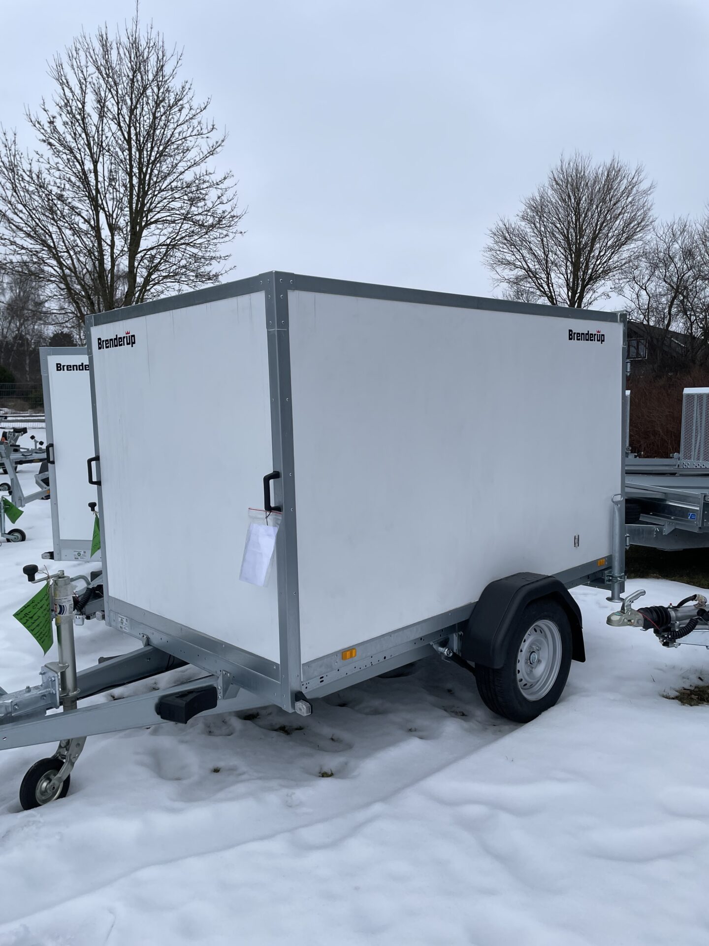 Kofferanhänger Brenderup CD260WBD1300, 1300 kg, Radstoßdämpfer