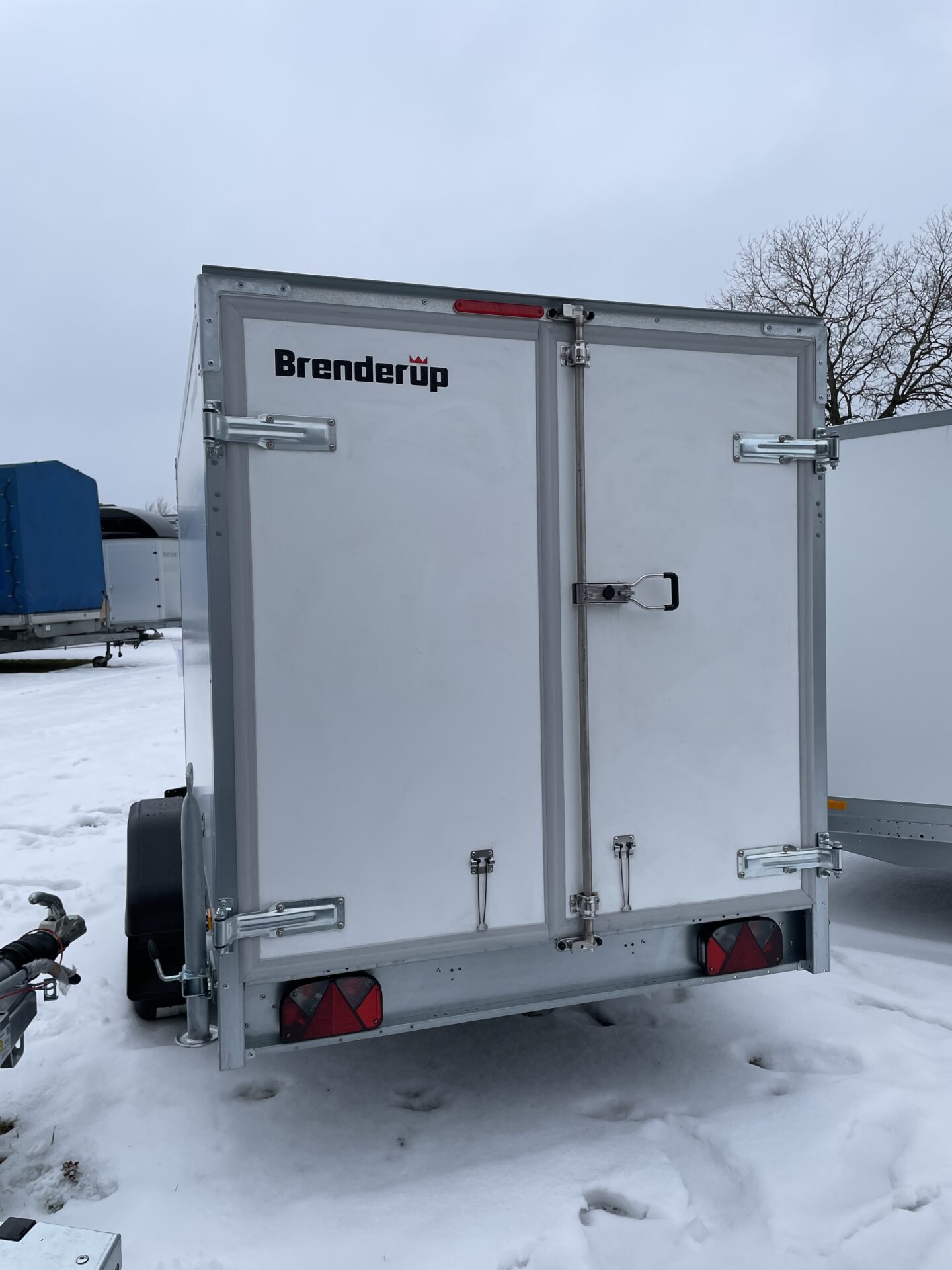 Kofferanhänger Brenderup CD260WBD1300, 1300 kg, Radstoßdämpfer – Bild 5