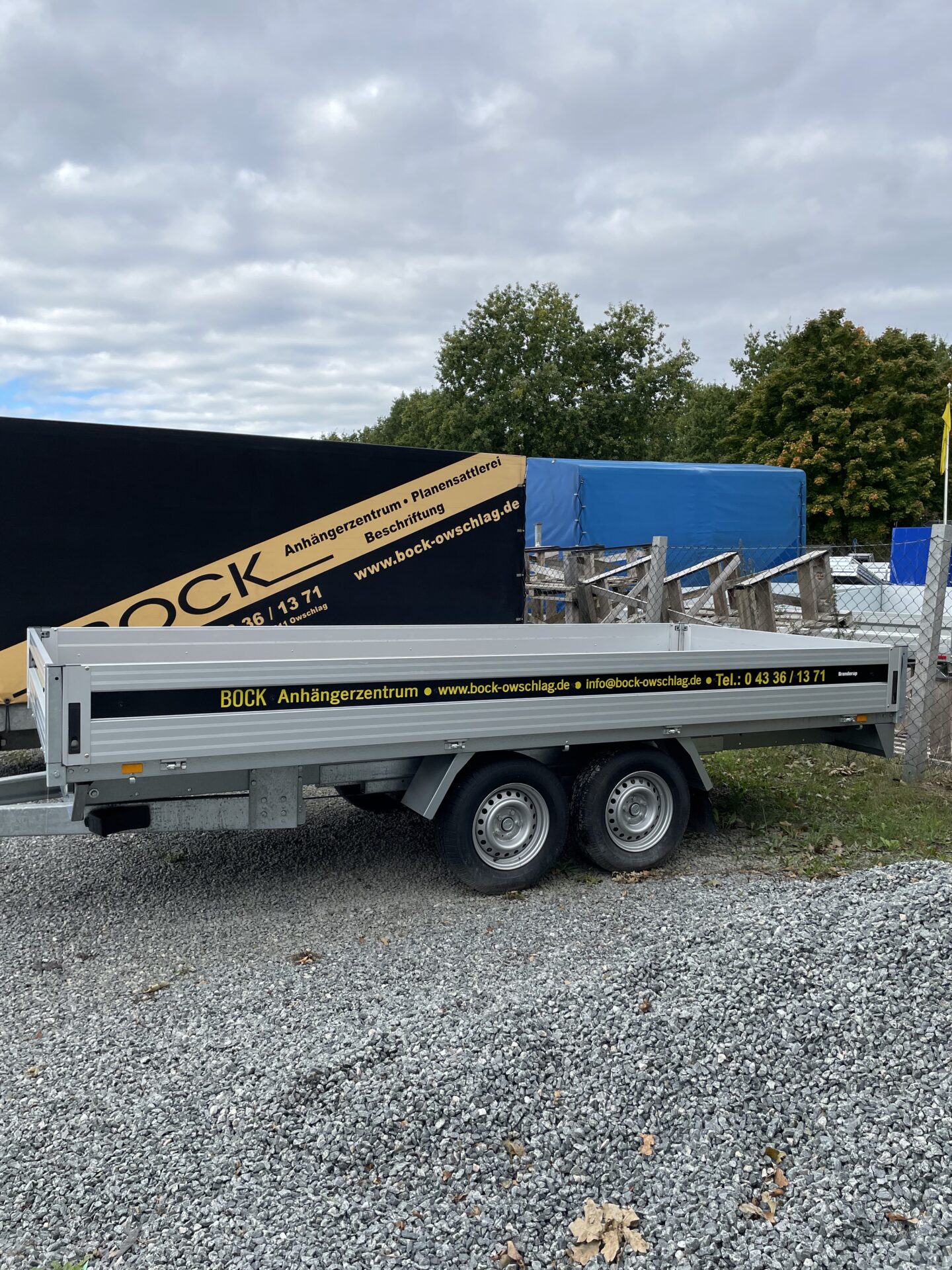 Vermietanhänger Nr. 22 Tandemhochlader 2,5 t – Bild 3