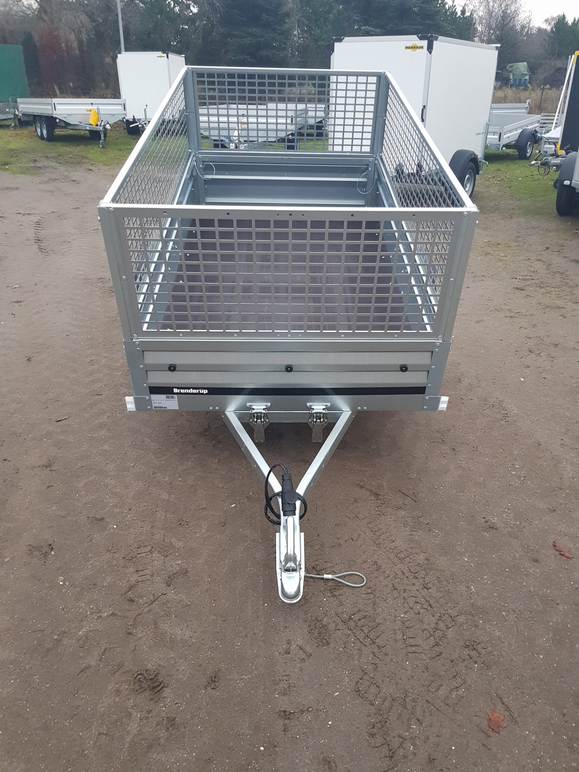 Brenderup 1205 SUB 750 kg mit Laubgitter